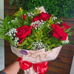 Buquê de 6 Rosas Abertas