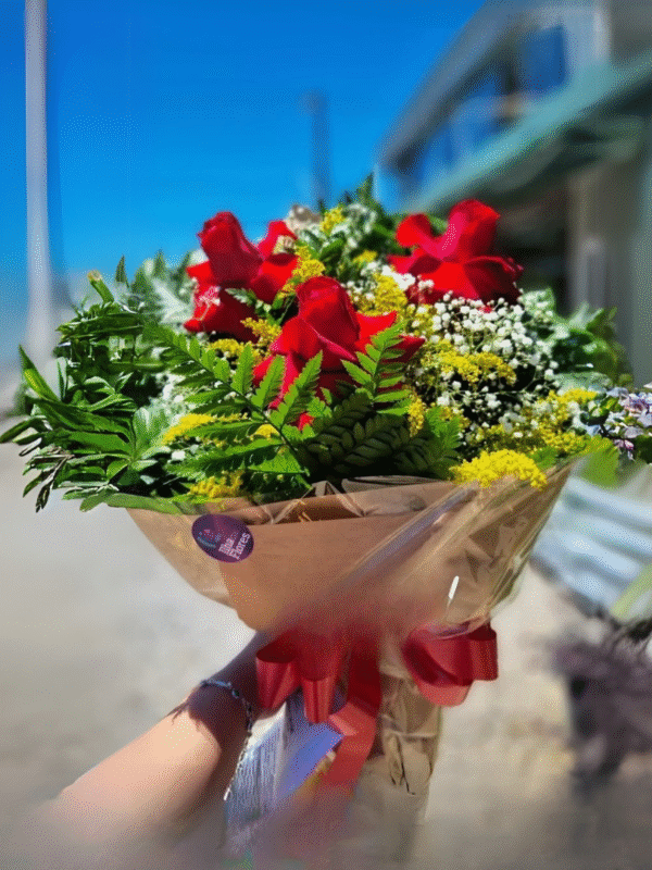 Buquê de 3 Rosas Abertas