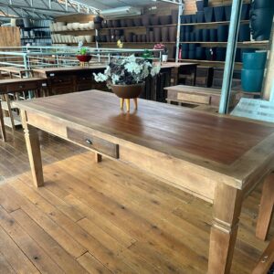 Mesa Fazenda com Gaveta Funcional